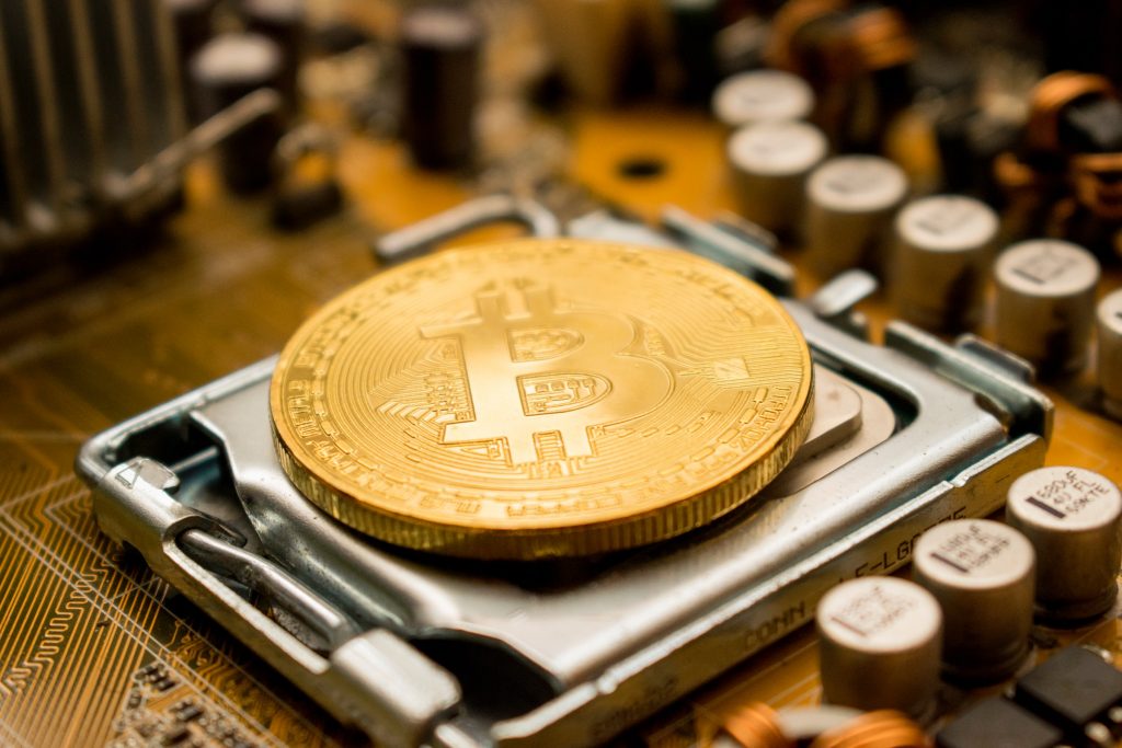 Bitcoin Madenciliği ve Şirketlere Etkisi